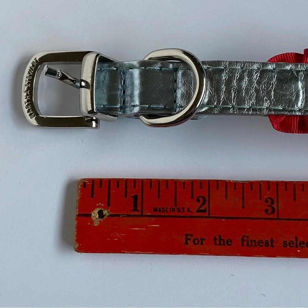 Martha Stewart Dog Collar with Bow For A 14-17” Neck Small Medium Red Silver